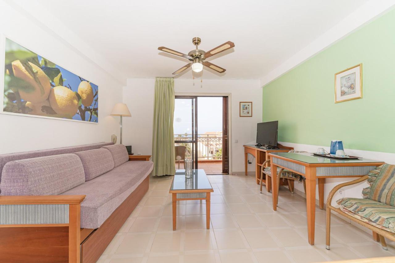 Private Apartments - Compostela Beach Arona  Bagian luar foto